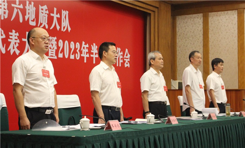 庄严时刻.jpg