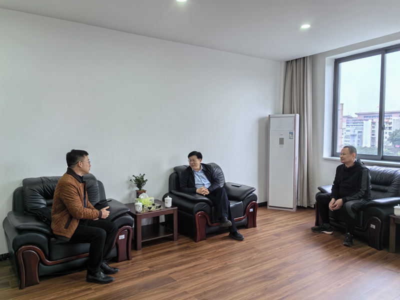 1710818977549468.jpg 交流座谈_800.jpg
