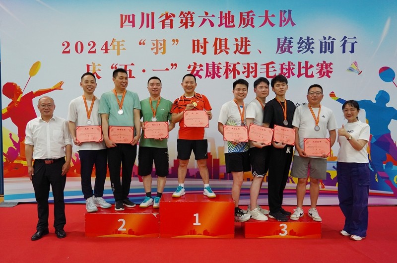 男子获奖选手800.jpg
