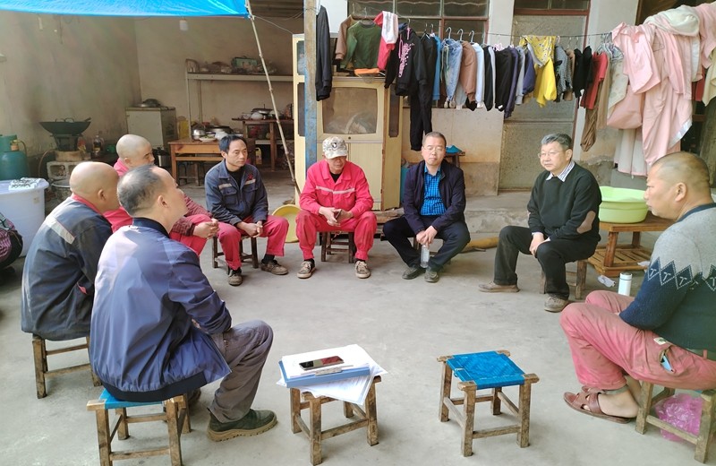 3驻地开会800.jpg