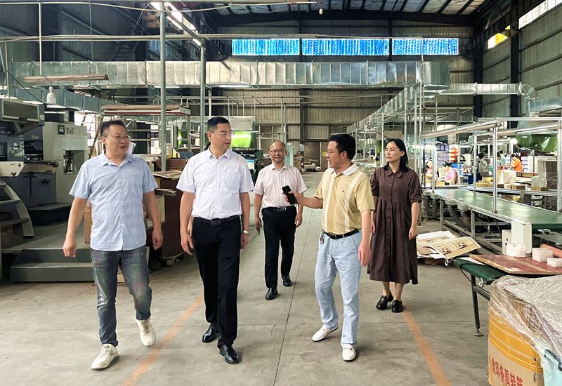 1_文凯800.jpg