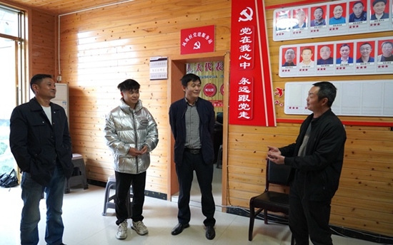心系驻村干部  关怀温暖人心——谭森山一行前往宣汉县慰问驻村干部